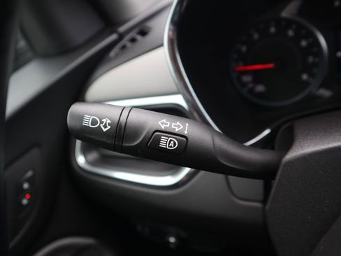 Used 2024 Chevrolet Equinox LT image 23