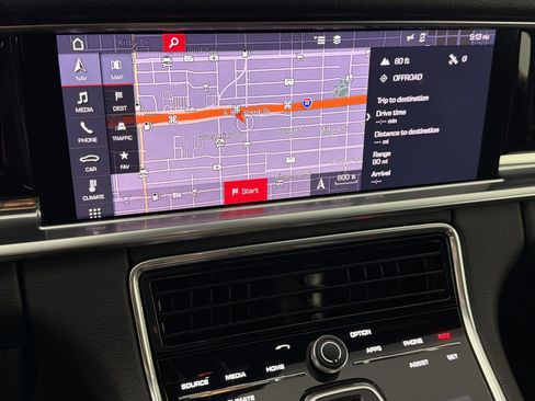 Certified 2019 Porsche Panamera image 19