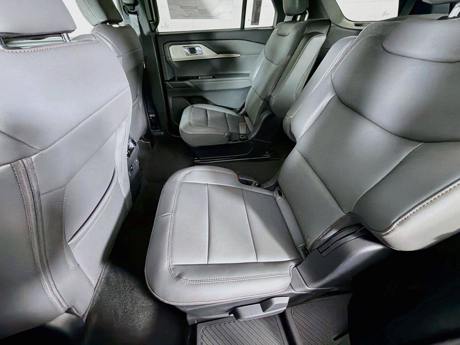 New 2027 Ford Explorer Active w/ Active Comfort Package AWD/4WD image 26