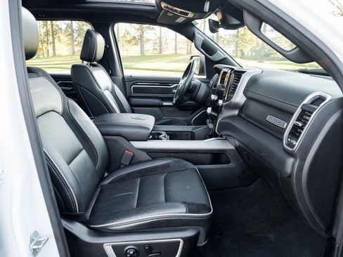 Used 2020 RAM 1500 Laramie image 19