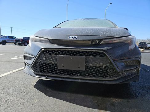 Used 2023 Toyota Corolla SE w/ Carpet Mat Package (TMS) image 6