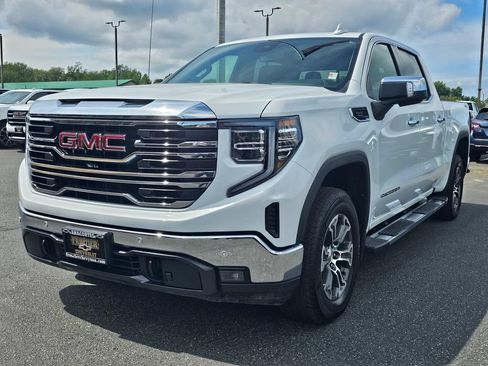 Used 2025 GMC Sierra 1500 SLT w/ SLT Convenience Package AWD/4WD image 7