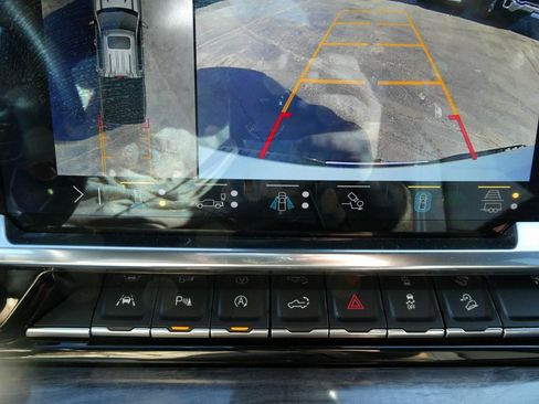 Certified 2023 Chevrolet Silverado 1500 LTZ image 33