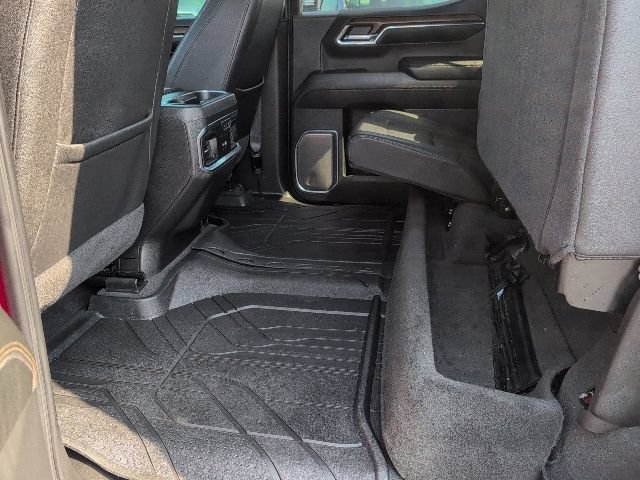 Used 2024 Chevrolet Silverado 1500 High Country w/ Technology Package AWD/4WD image 43