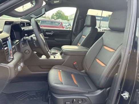New 2026 GMC Sierra 1500 AT4 w/ LPO, Black Badging Package AWD/4WD image 13