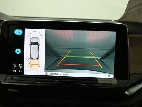 New 2026 Volkswagen Atlas SE FWD image 6