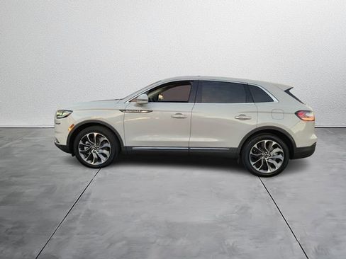 Used 2021 Lincoln Nautilus Reserve w/ Equipment Group 201A image 3