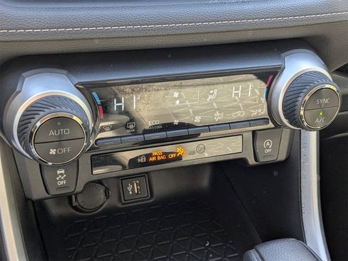 Used 2023 Toyota RAV4 XLE image 23