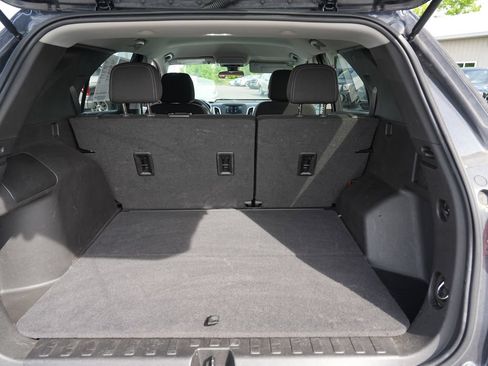 Used 2022 Chevrolet Equinox LT FWD image 26