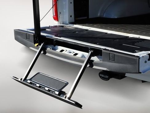 Used 2022 Ford F150 Platinum w/ Equipment Group 701A High image 11