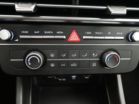 New 2026 Hyundai Tucson SE image 15