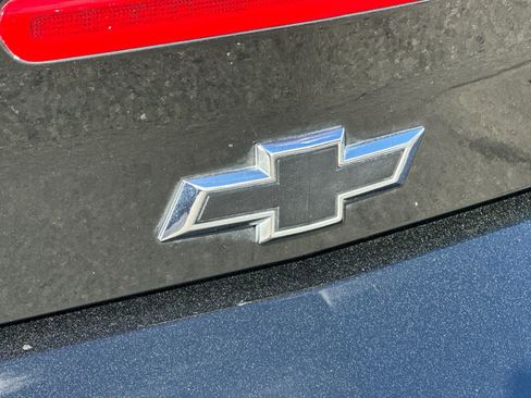 Used 2019 Chevrolet Camaro LT image 25