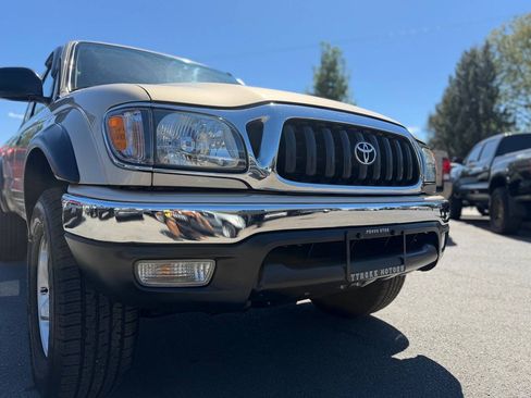 Used 2003 Toyota Tacoma 4x4 Xtracab V6 w/ Convenience Pkg image 70