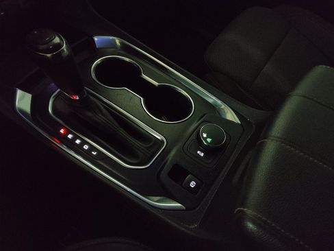 Used 2019 Chevrolet Traverse LS image 26