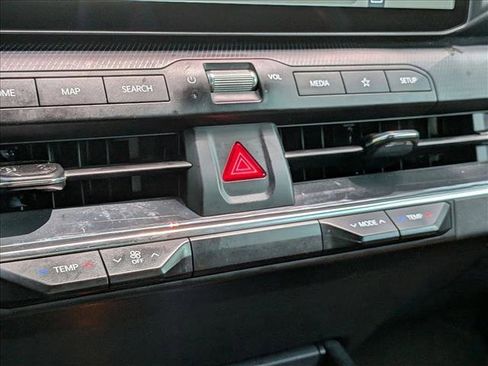 Used 2025 Kia K4 GT-Line w/ GT-Line Premium Package image 9