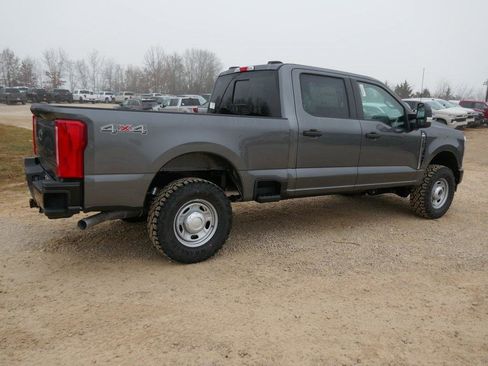 New 2026 Ford F250 XL w/ XL Off-Road Package image 4
