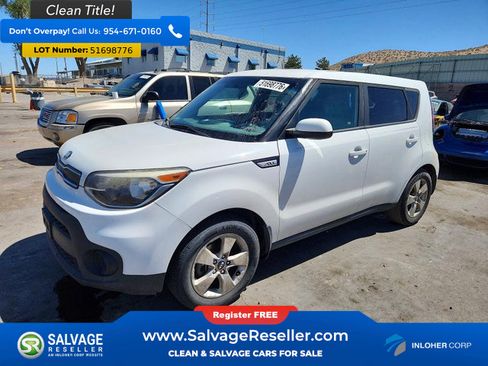 Used 2017 Kia Soul w/ Convenience Package FWD image 1
