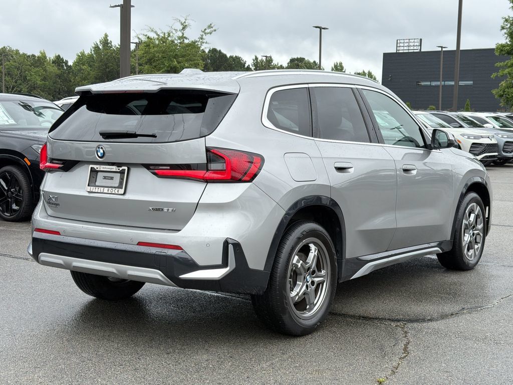 Used 2025 BMW X1 xDrive28i AWD/4WD image 5
