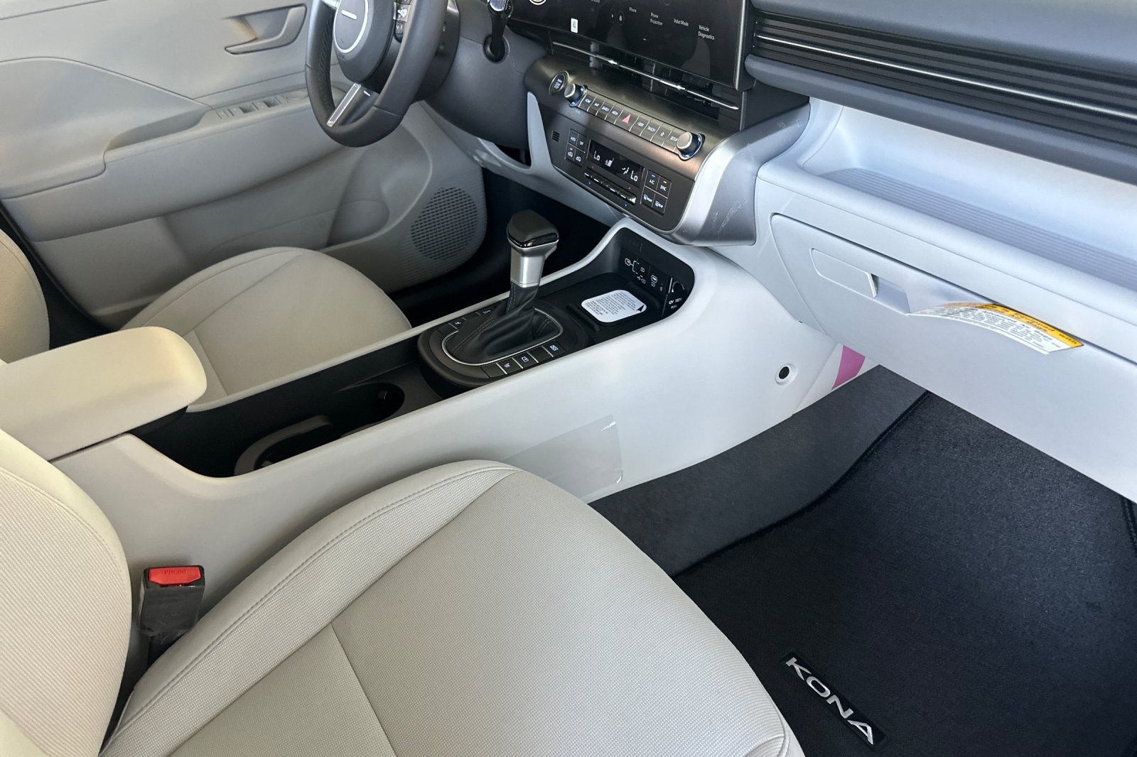 New 2027 Hyundai Kona SEL Sport AWD/4WD image 16