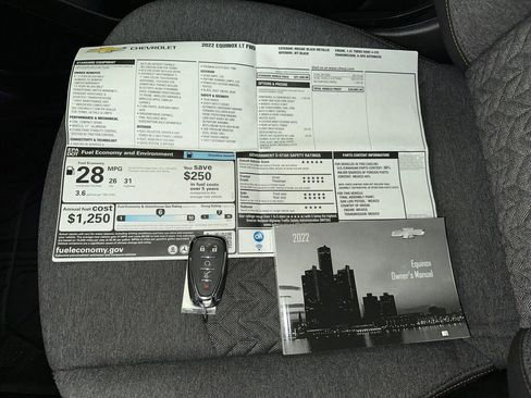 Used 2022 Chevrolet Equinox LT image 16