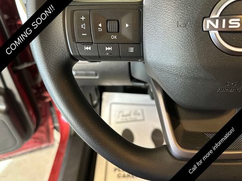 Used 2026 Nissan Rogue S AWD/4WD image 11