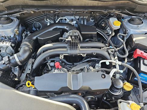 Used 2017 Subaru Forester 2.5i AWD/4WD image 31
