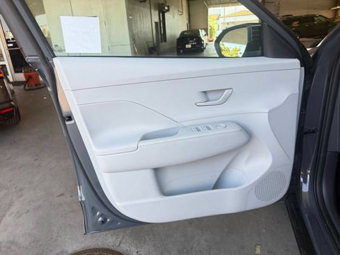 Used 2026 Hyundai Kona SEL Sport FWD image 18