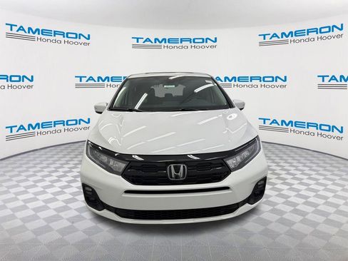 New 2026 Honda Odyssey Touring image 8