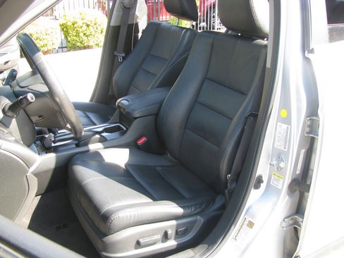 Used 2013 Honda Crosstour EX-L image 10