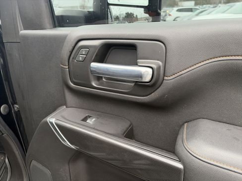 Used 2021 GMC Sierra 2500 AT4 image 36