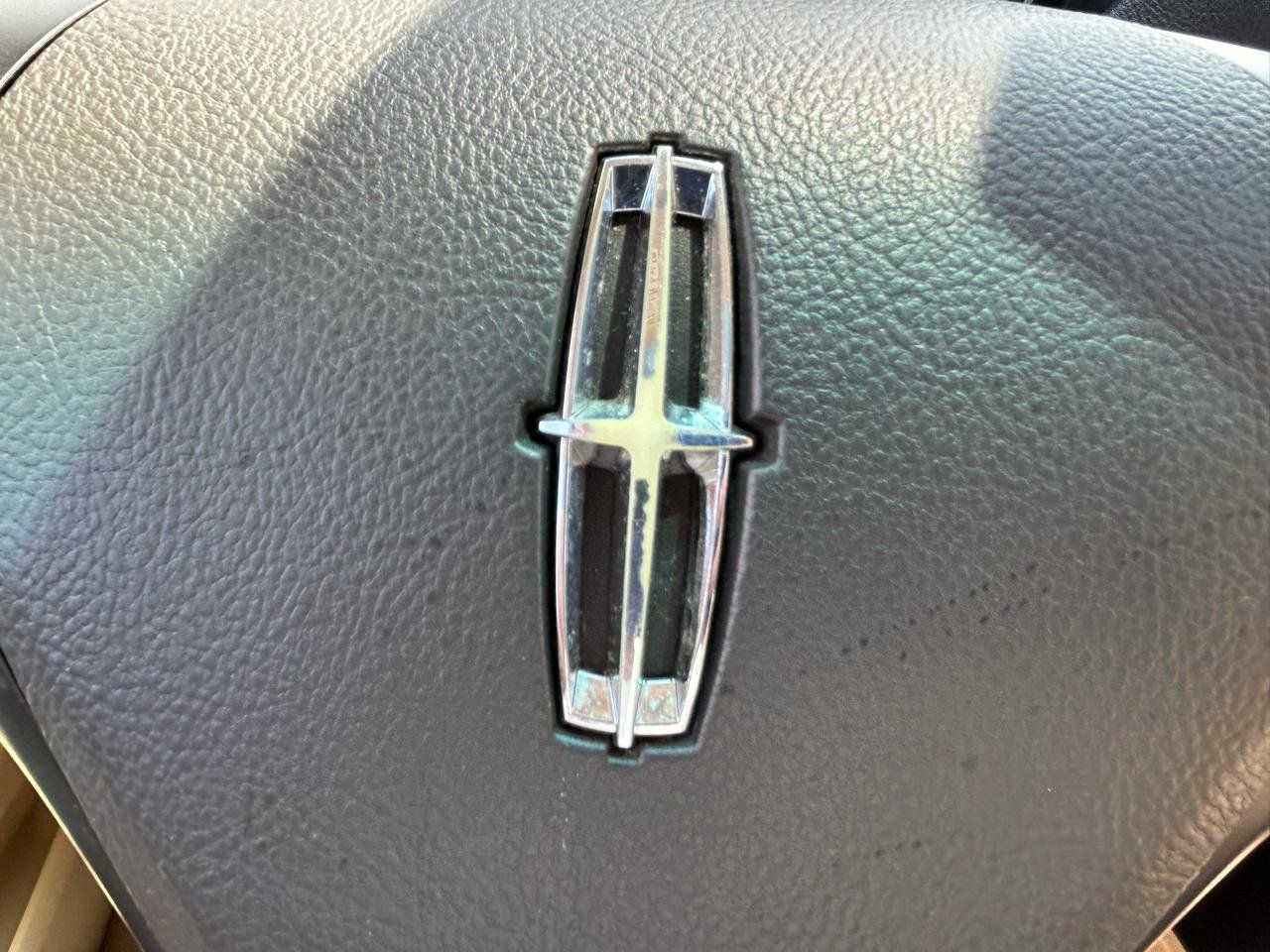 Used 2014 Lincoln MKT AWD w/ Equipment Group 201A image 22