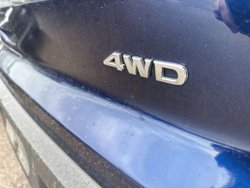 Used 2025 Nissan Pathfinder SV AWD/4WD image 11