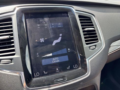 Used 2019 Volvo XC90 T6 Momentum AWD/4WD image 22