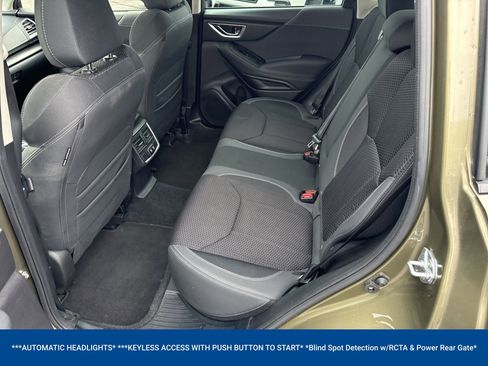 Used 2024 Subaru Forester Premium AWD/4WD image 11