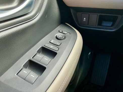 New 2026 Honda HR-V LX image 14