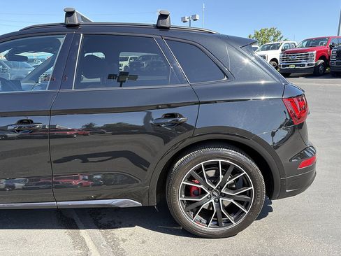 Used 2021 Audi SQ5 Premium Plus w/ Premium Plus Package AWD/4WD image 12