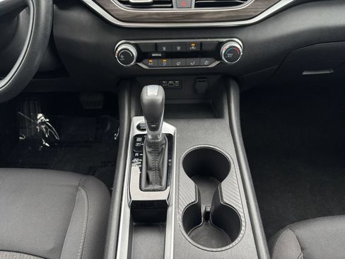 Used 2026 Nissan Altima 2.5 SV FWD image 35