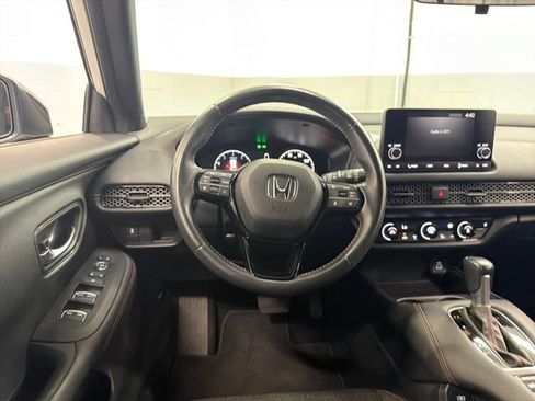 Used 2024 Honda HR-V Sport image 17