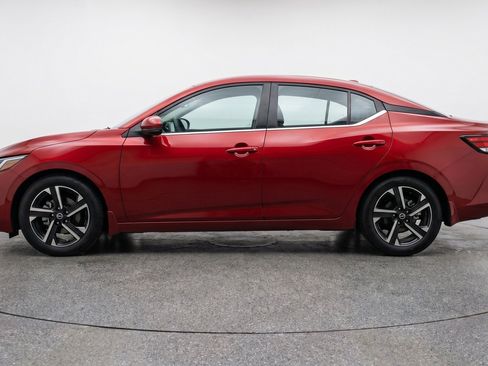 Used 2024 Nissan Sentra SV FWD image 5