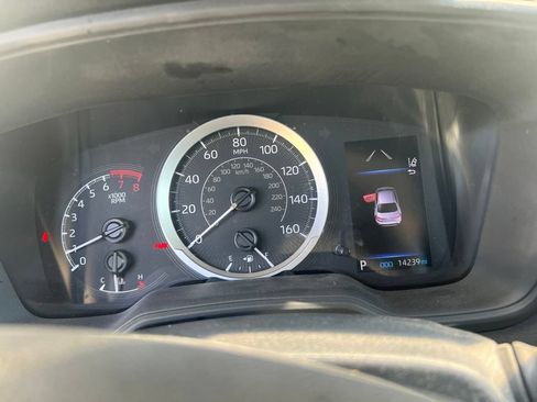 Used 2022 Toyota Corolla LE FWD image 6