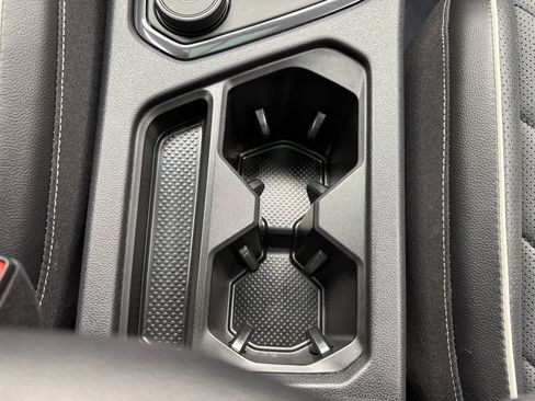 Used 2024 Volkswagen Tiguan SEL R-Line AWD/4WD image 21
