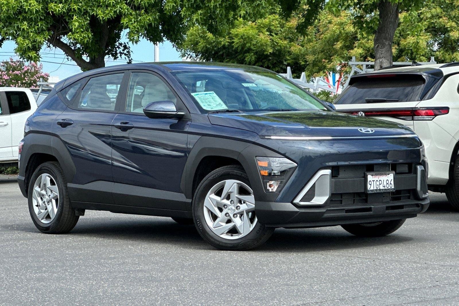 Used 2026 Hyundai Kona SE FWD image 1