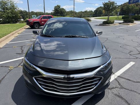 Used 2019 Chevrolet Malibu RS w/ LPO, Convenience Package 1 FWD image 2