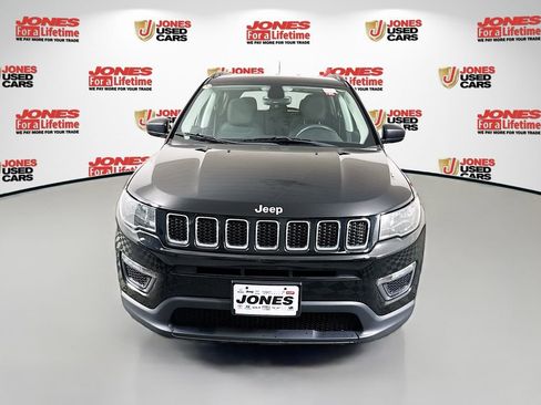 Used 2017 Jeep Compass Sport FWD image 11
