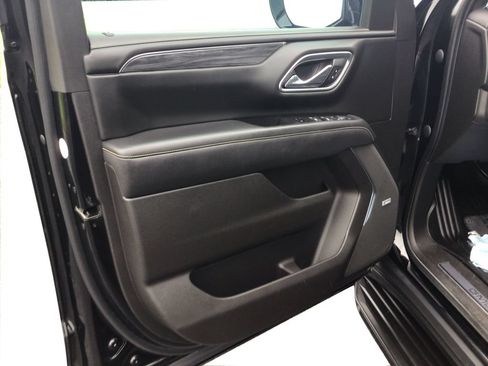 Used 2021 GMC Yukon SLT w/ SLT Premium Package AWD/4WD image 20