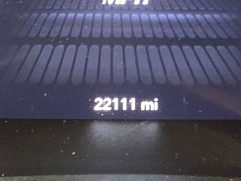 Used 2015 Dodge Challenger SRT Hellcat image 6