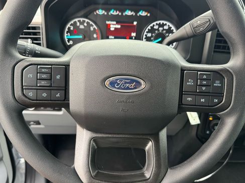 New 2026 Ford F250 XLT w/ FX4 Off-Road Package image 15