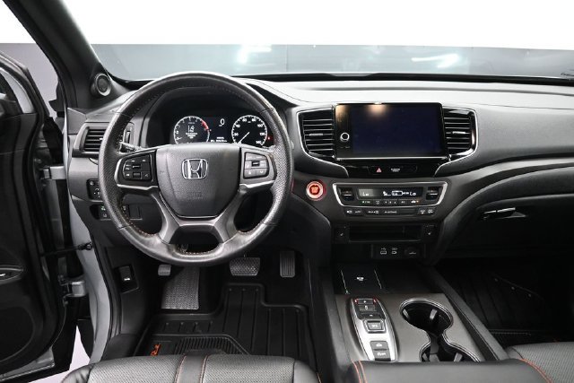 Certified 2025 Honda Ridgeline TrailSport image 11