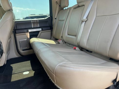 Used 2020 Ford F150 Lariat w/ Equipment Group 502A Luxury AWD/4WD image 12