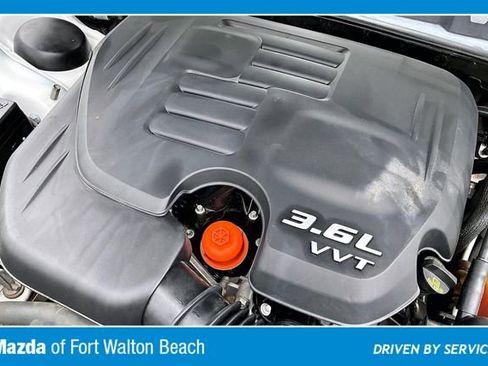 Used 2019 Dodge Challenger SXT RWD image 26
